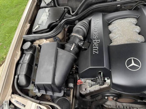 2001 Mercedes-Benz E-Class E 320