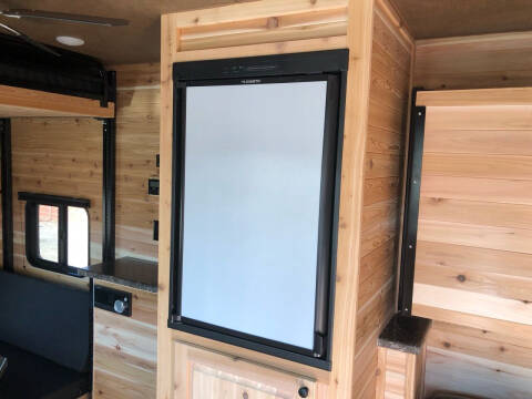 2022 Glacier 17’ RV