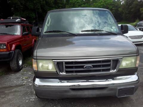 2003 Ford E-Series Wagon for sale at Dun Rite Car Sales in Downingtown PA
