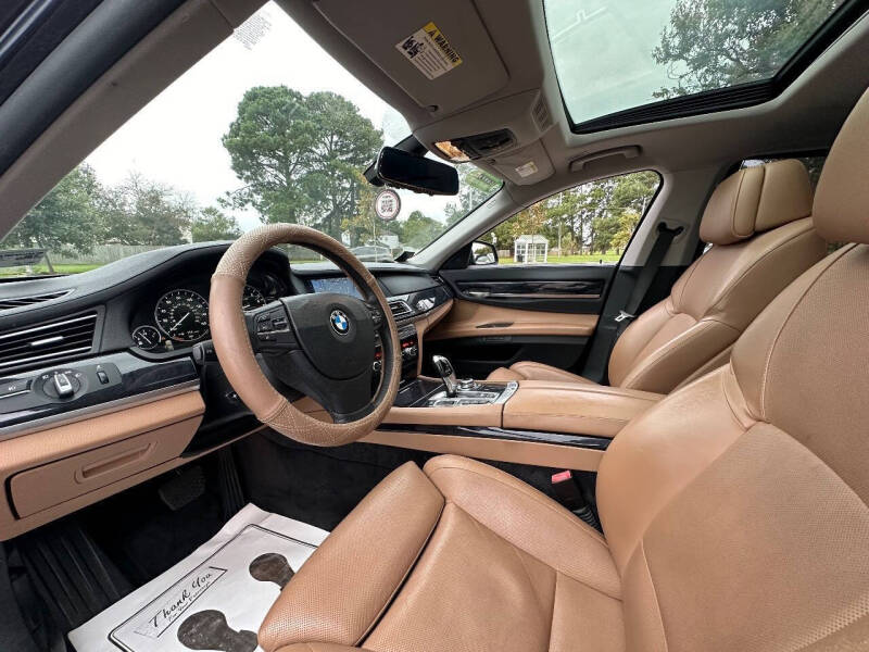 2010 BMW 7 Series 750Li xDrive