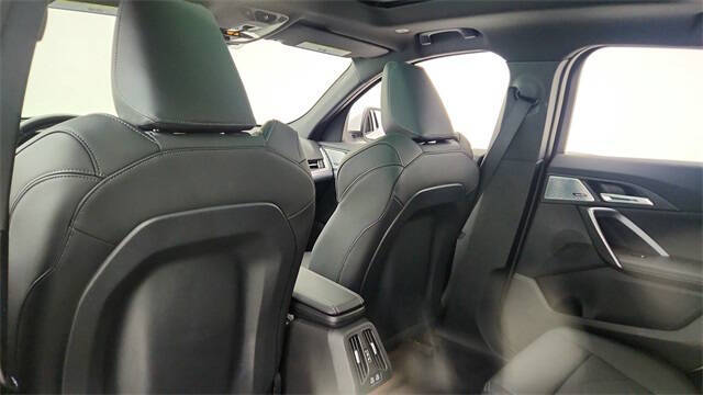 2025 BMW X2 xDrive28i