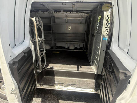 2022 Chevrolet Express 2500