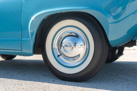 1951 Kaiser Henry-J Coupe