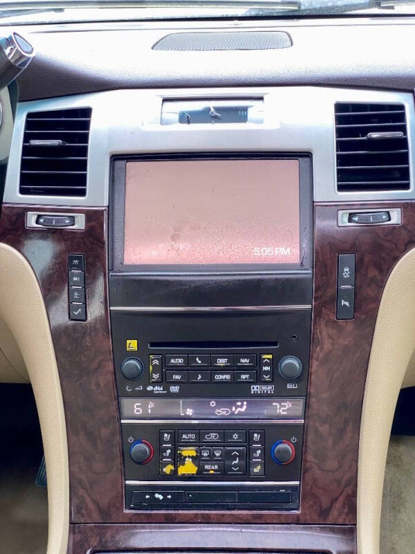 2013 Cadillac Escalade Luxury