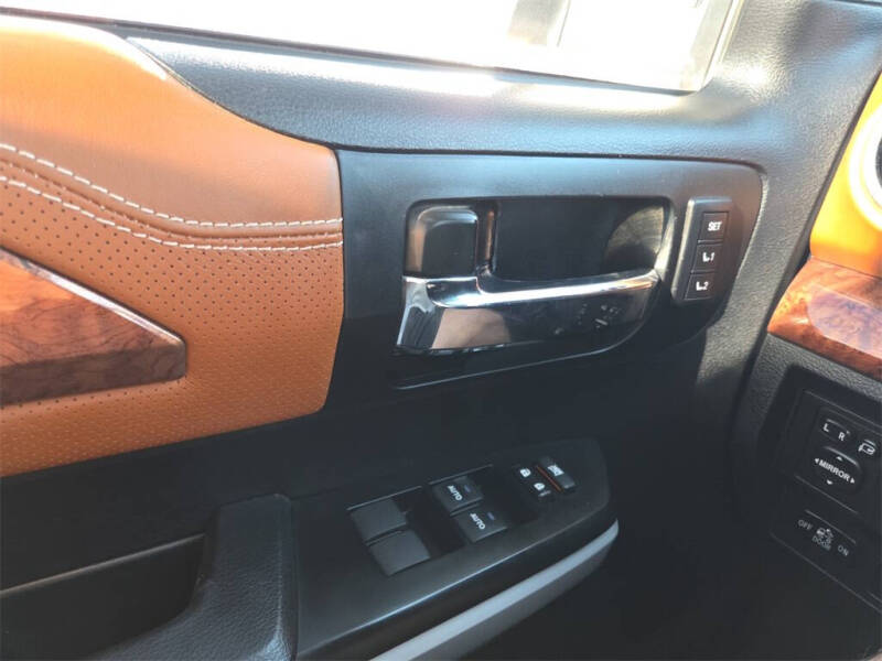 2021 Toyota Tundra Platinum