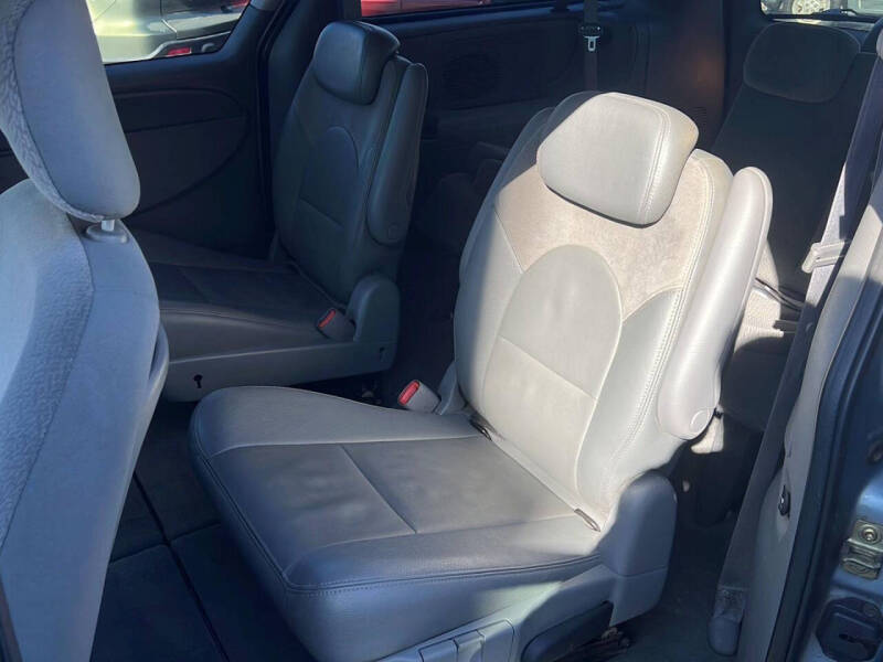 2006 Dodge Grand Caravan SXT