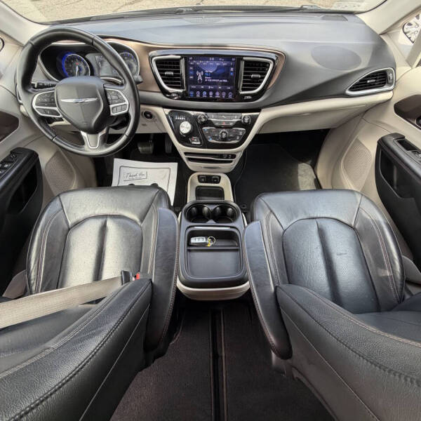 2018 Chrysler Pacifica Touring L