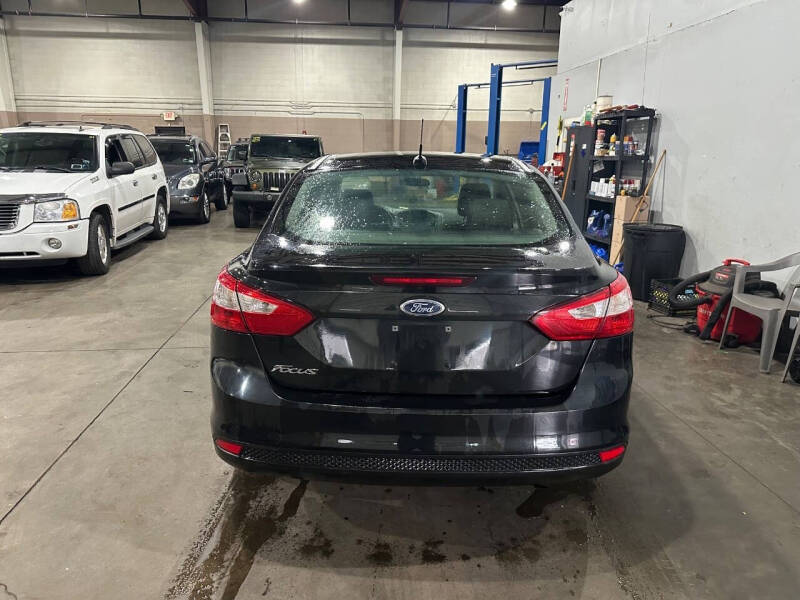 2013 Ford Focus S