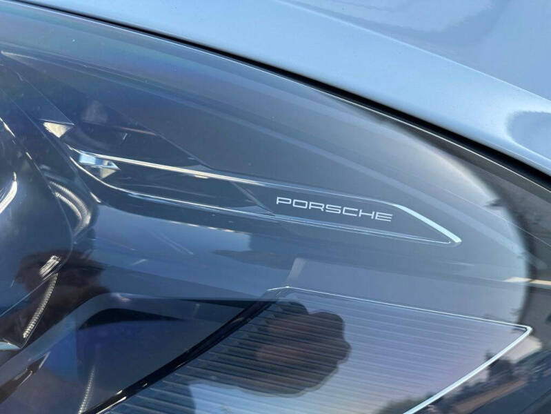 2022 Porsche Macan
