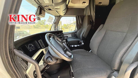 2024 Freightliner Cascadia