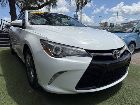 2016 Toyota Camry XLE