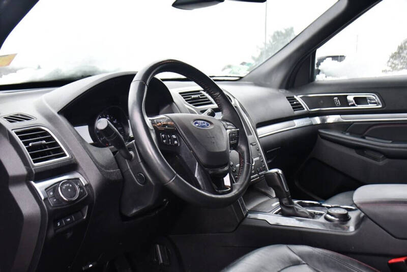 2019 Ford Explorer Sport