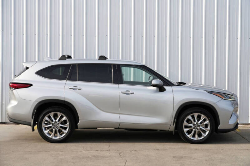 2023 Toyota Highlander Limited