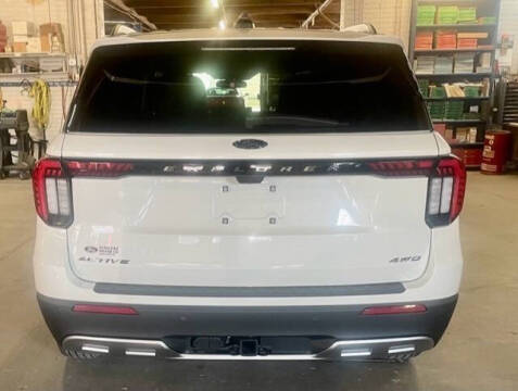 2025 Ford Explorer Active