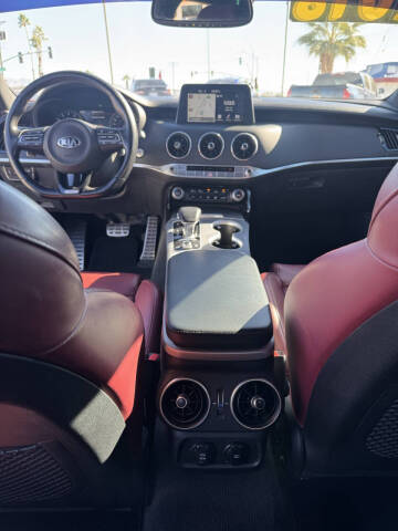 2018 Kia Stinger GT2