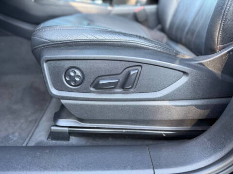 2018 Audi Q5 2.0T quattro Premium Plus