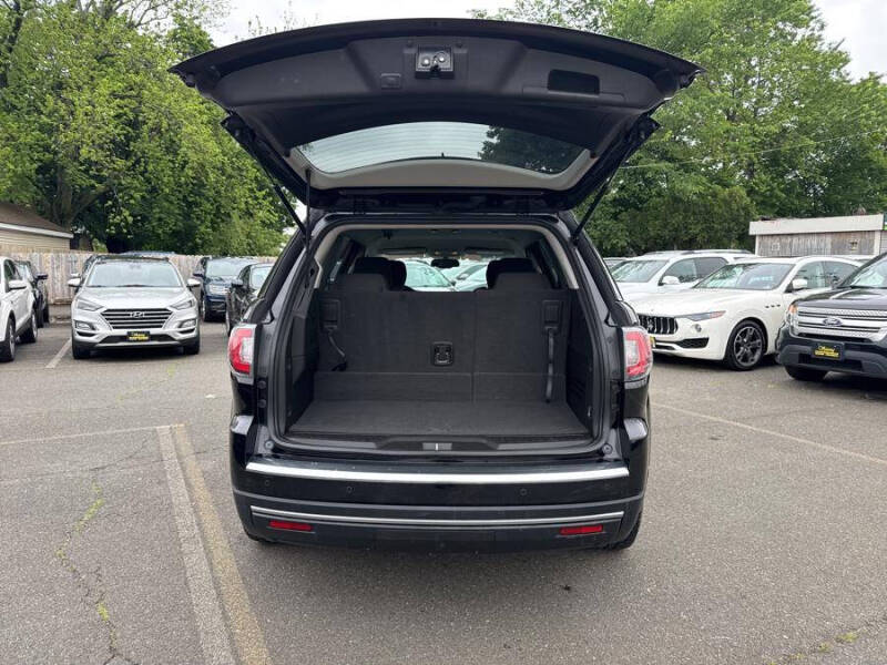 2016 GMC Acadia SLE-2