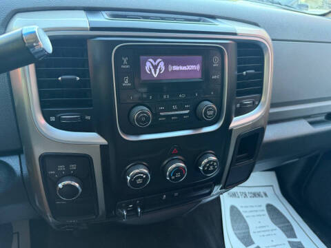 2013 RAM 1500 SLT