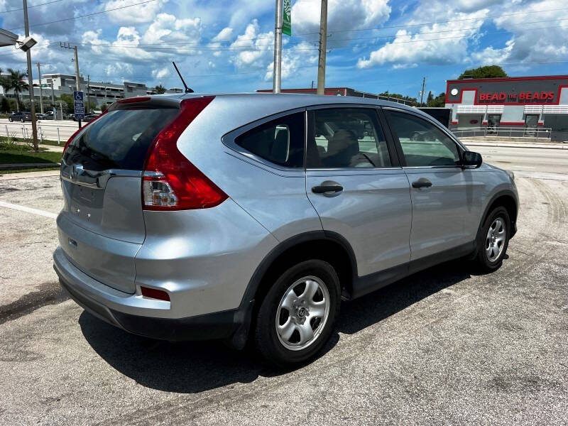 2016 Honda CR-V LX photo 4