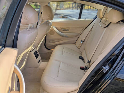 2013 BMW 3 Series 328i xDrive