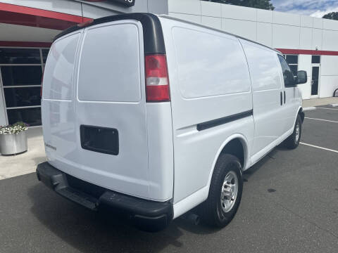 2020 Chevrolet Express 2500