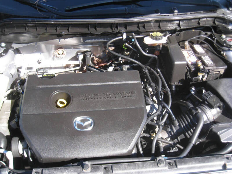 2013 Mazda MAZDA3 i SV