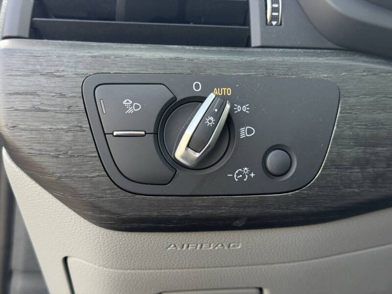 2019 Audi A4 Premium 40 TFSI