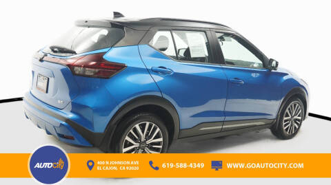 2023 Nissan Kicks SR