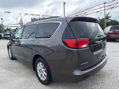 2021 Chrysler Voyager LXi