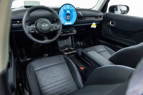 2025 MINI Hardtop 4 Door Cooper S Signature Trim