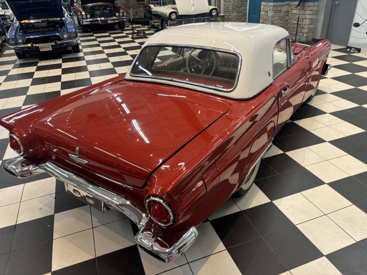 1957 Ford Thunderbird 14