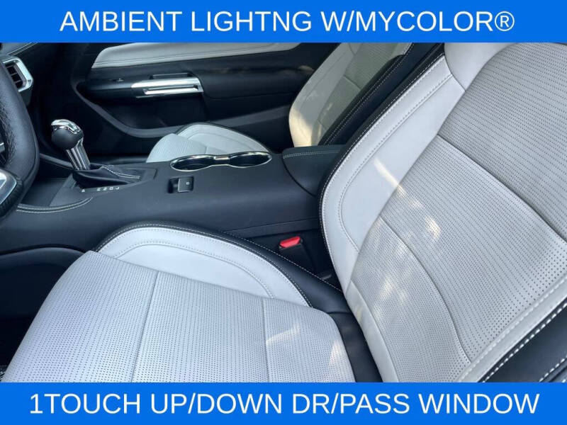 2025 Ford Mustang EcoBoost Premium