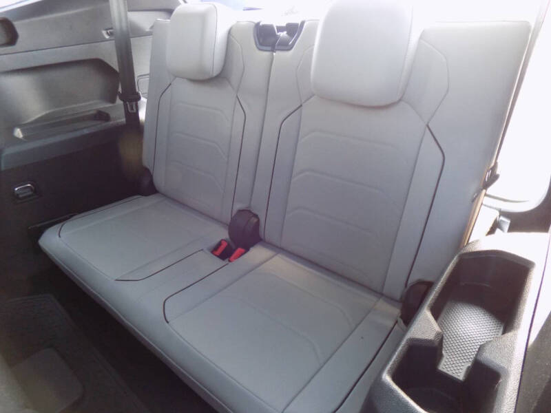 2018 Volkswagen Tiguan 2.0T SEL Premium 4Motion