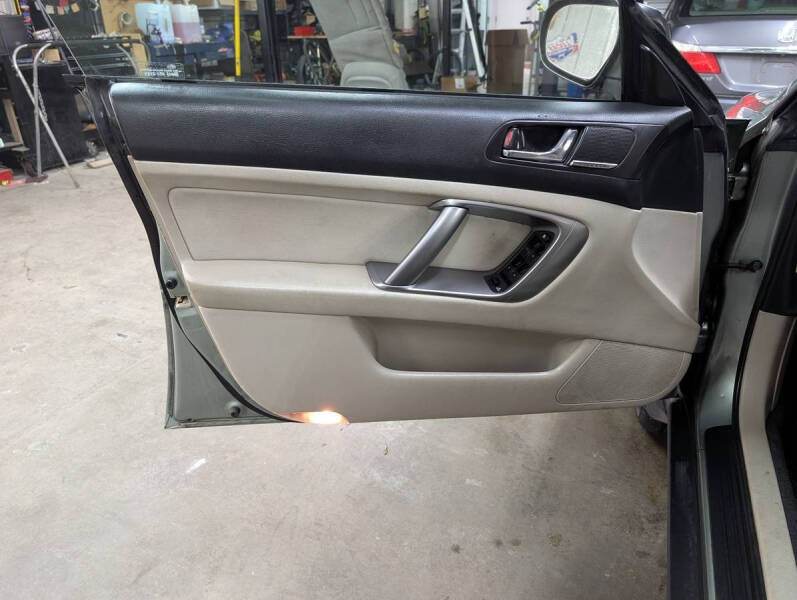 2009 Subaru Outback 2.5i Special Edition