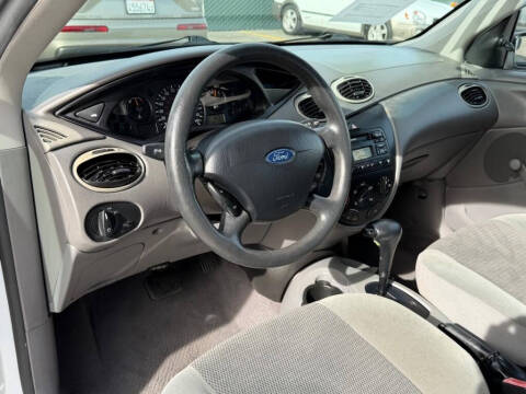 2003 Ford Focus LX