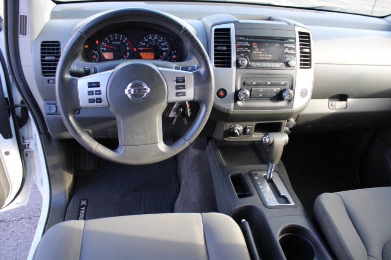 2014 Nissan Xterra S