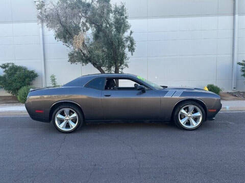 2015 Dodge Challenger SXT