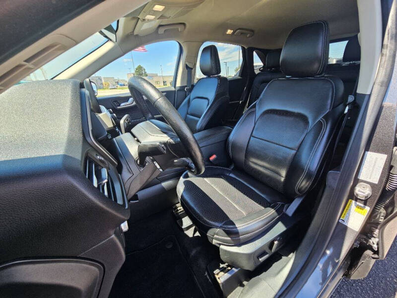 2020 Ford Escape SEL