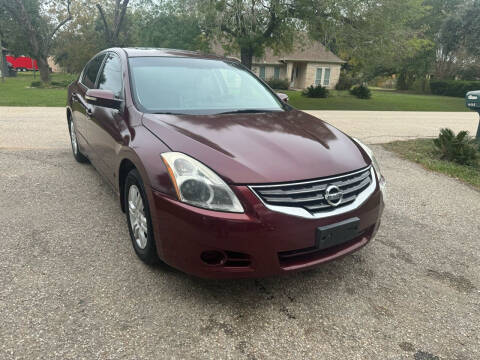 2012 Nissan Altima for sale at Sertwin LLC in Katy TX