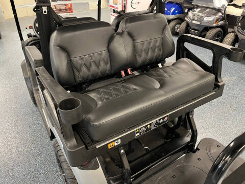 2026 E-Z-GO RXV 4