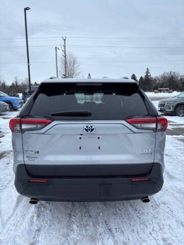 2024 Toyota RAV4 Hybrid XLE