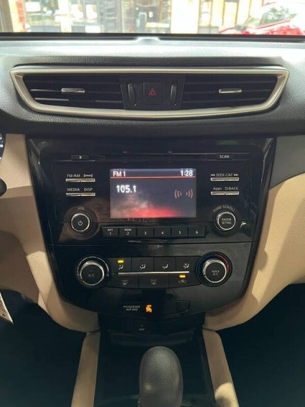 2016 Nissan Rogue S