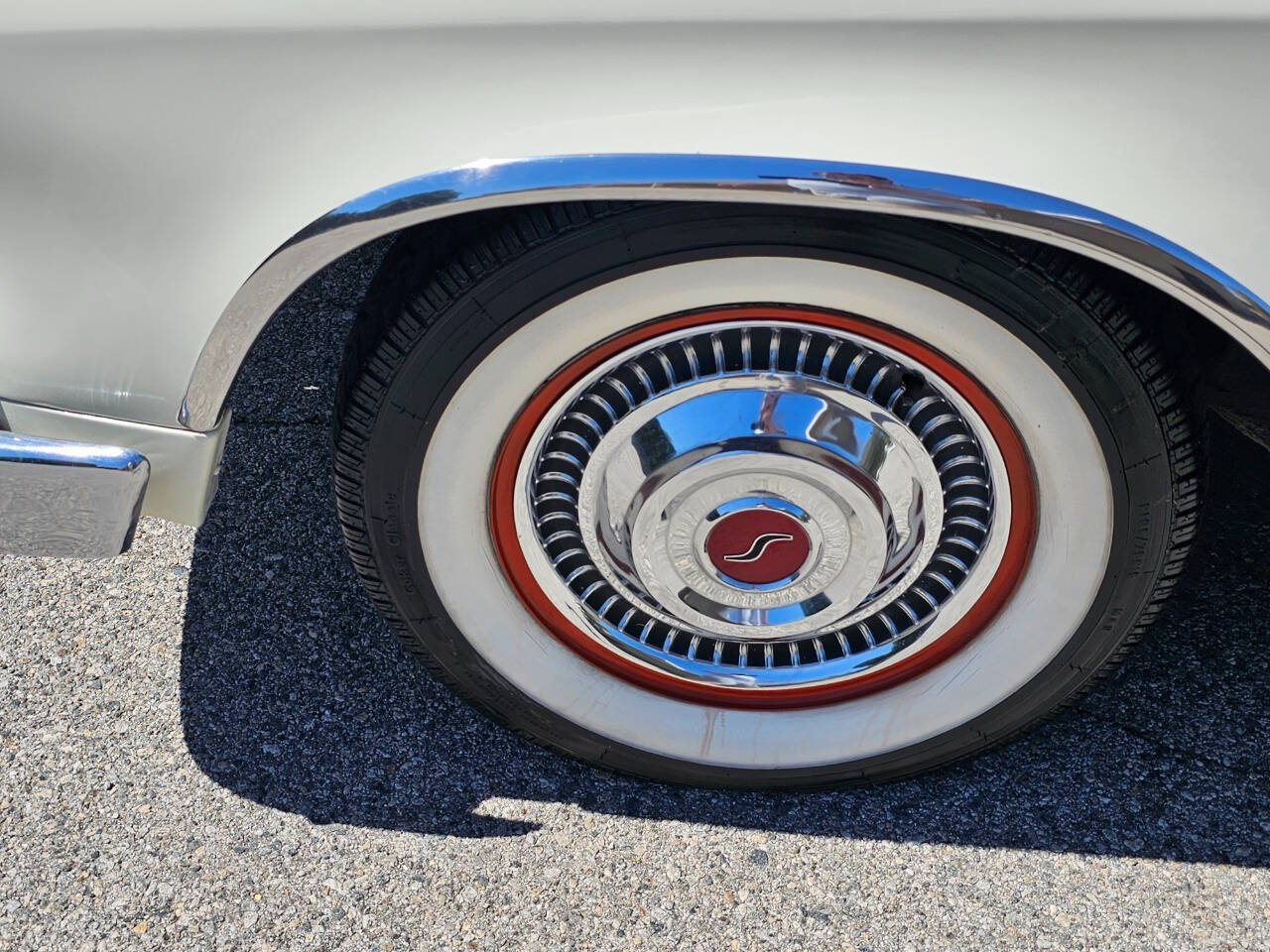 1962 Studebaker Golden Hawk 33