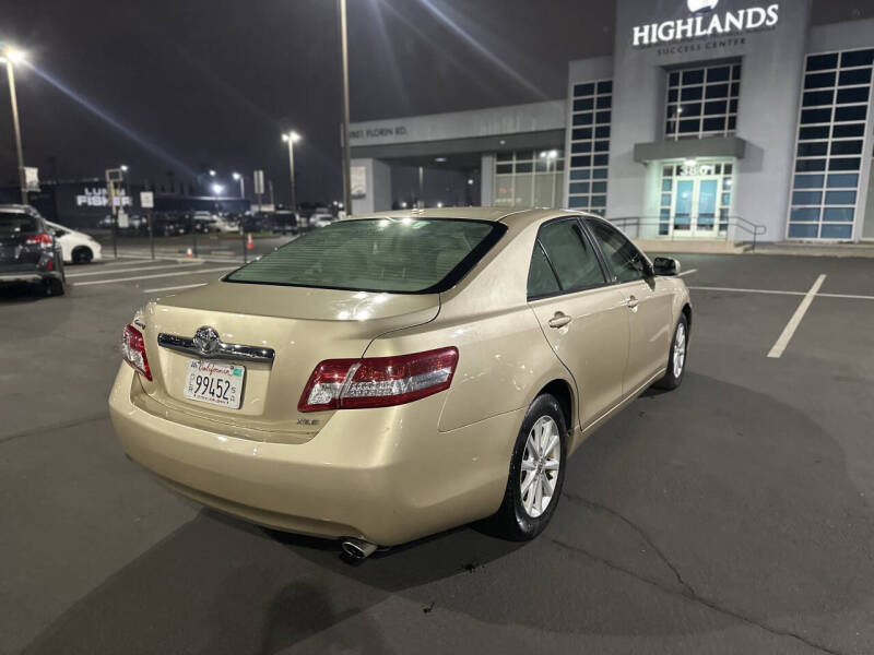 2011 Toyota Camry XLE