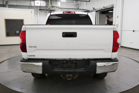 2017 Toyota Tundra SR5