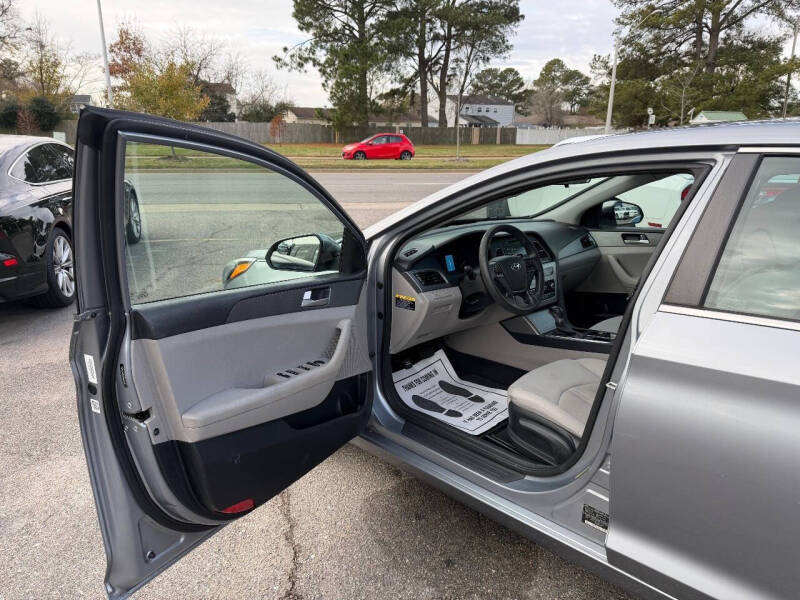 2016 Hyundai Sonata SE