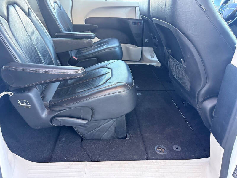 2019 Chrysler Pacifica Touring L