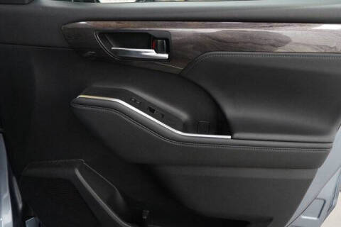 2024 Toyota Highlander Platinum