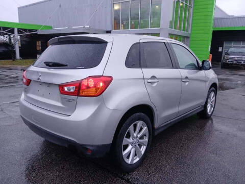 2013 Mitsubishi Outlander Sport ES