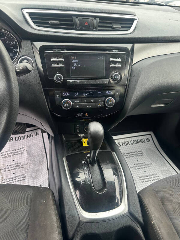 2015 Nissan Rogue SV